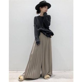 アパルトモンドゥーズィエムクラス(L'Appartement DEUXIEME CLASSE)のPleats Pants(その他)