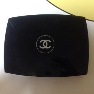 シャネル(CHANEL)のシャネル アクアルミエール8色パレット(フェイスカラー)