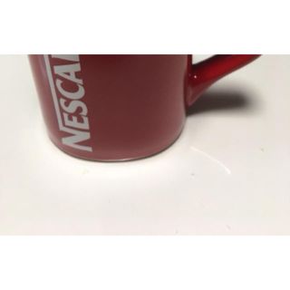 ネスレ(Nestle)のメグライアン　赤　マグカップ　オリジナル(食器)