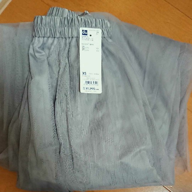 GU(ジーユー)のGU ジーユー チュールプリーツロングスカートQ チュールスカート レディースのスカート(ロングスカート)の商品写真