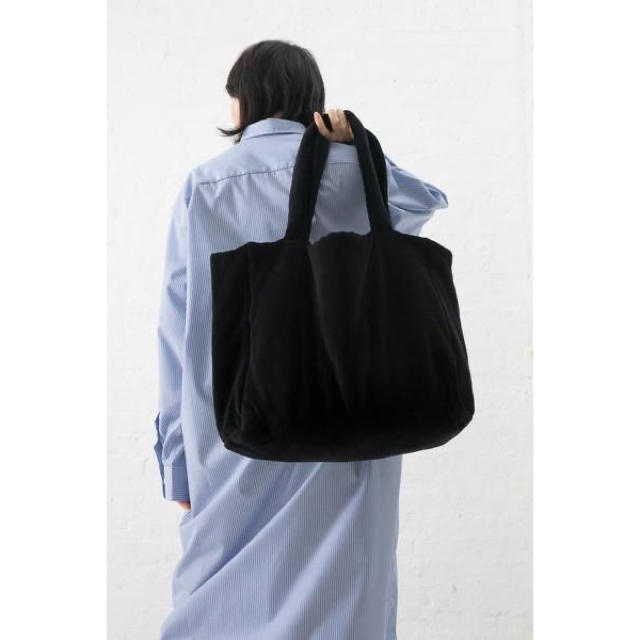 Rillos Bag – Velours baserange black
