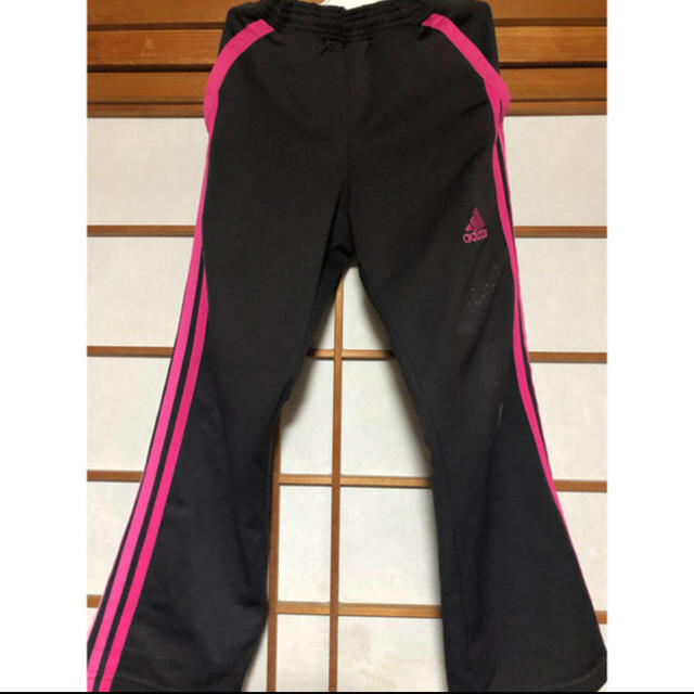 adidas(アディダス)のadidasジャージ キッズ/ベビー/マタニティのキッズ服女の子用(90cm~)(パンツ/スパッツ)の商品写真