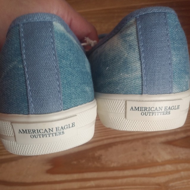 American Eagle(アメリカンイーグル)の男女兼用　タグ付き新品　アメリカンイーグル　デニムスリッポン メンズの靴/シューズ(スリッポン/モカシン)の商品写真