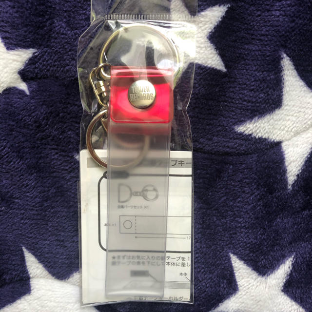 タワレコ　銀テープホルダー　赤 ハンドメイドのアクセサリー(キーホルダー/ストラップ)の商品写真