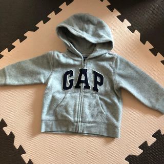 ベビーギャップ(babyGAP)のbabyGapフリースパーカー80cm 子供服(中古)(ジャケット/コート)