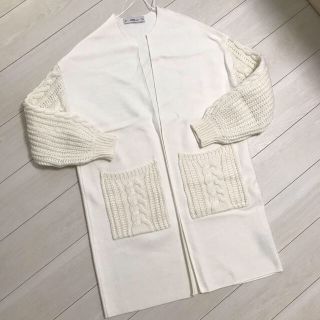 ザラ(ZARA)のzara コントラストケーブルニットコート　S(ニットコート)