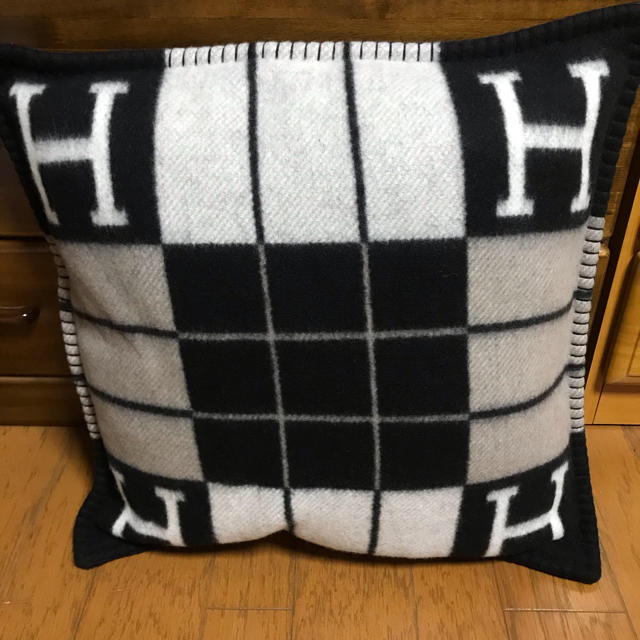 格安 Hermes - クッション2つ エルメス クッション - www.fcarizona.com