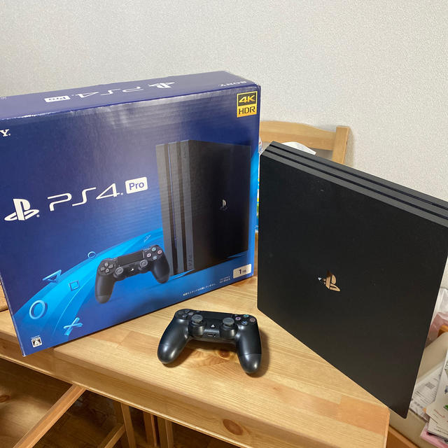 PS4 Pro CUH-7200BB01