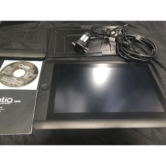 Wacom(ワコム)のWacom ワコム Cintiq 13HD 液タブ スマホ/家電/カメラのPC/タブレット(タブレット)の商品写真