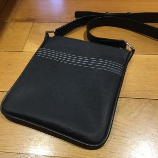 ロエベ(LOEWE)のロエベ　アナグラム　ショルダー　斜めがけ　黒系(ショルダーバッグ)