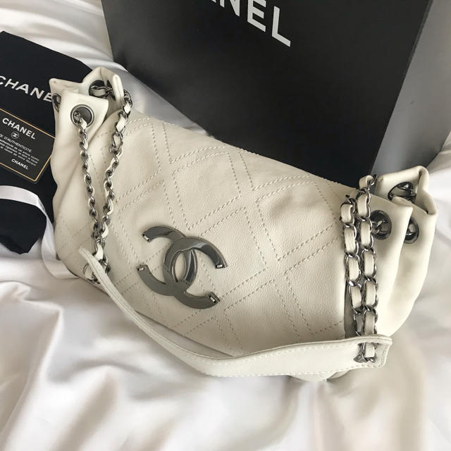 CHANEL(シャネル)のNさま専用です♡ レディースのバッグ(ショルダーバッグ)の商品写真