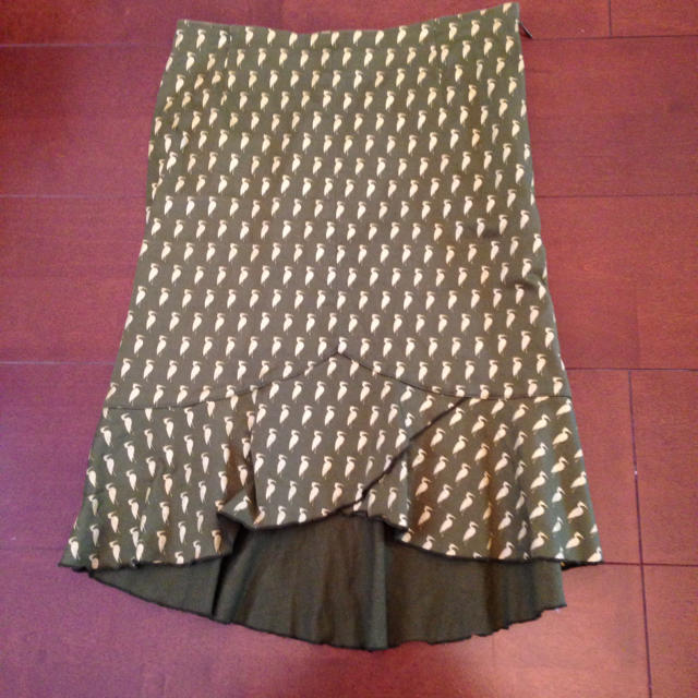 MICHEL KLEIN(ミッシェルクラン)のMICHEL KLEINグリーンスカート レディースのスカート(ひざ丈スカート)の商品写真