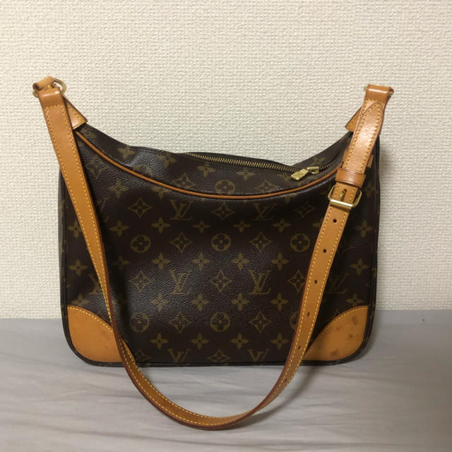 LOUIS VUITTON(ルイヴィトン)の【ルイヴィトン】ブローニュ　モノグラム　バック　 レディースのバッグ(ショルダーバッグ)の商品写真