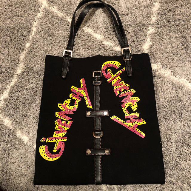 未使用　ジバンシー　GIVENCHY  ラムレザー　ムートン　ショルダーバッグ