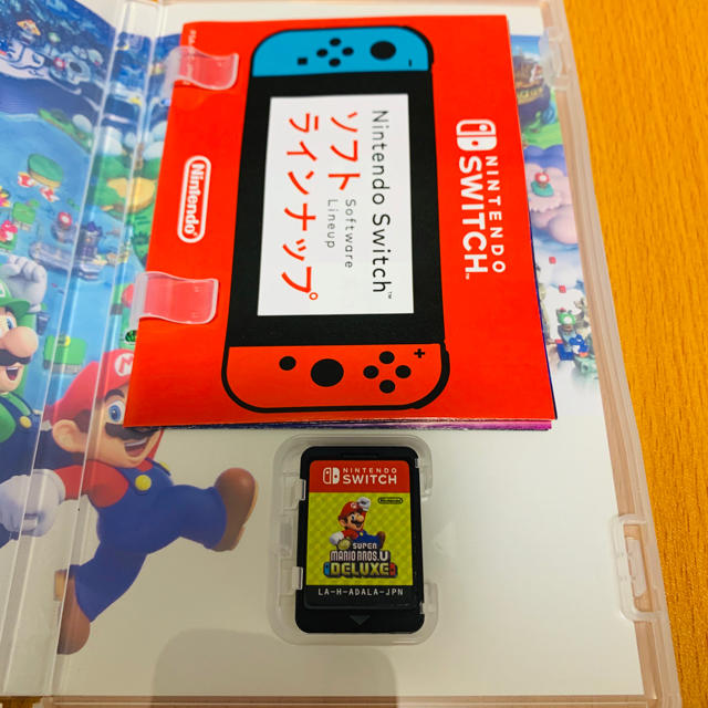 Nintendo Switch(ニンテンドースイッチ)のＮwe スーパーマリオブラザーズUデラックス エンタメ/ホビーのゲームソフト/ゲーム機本体(家庭用ゲームソフト)の商品写真