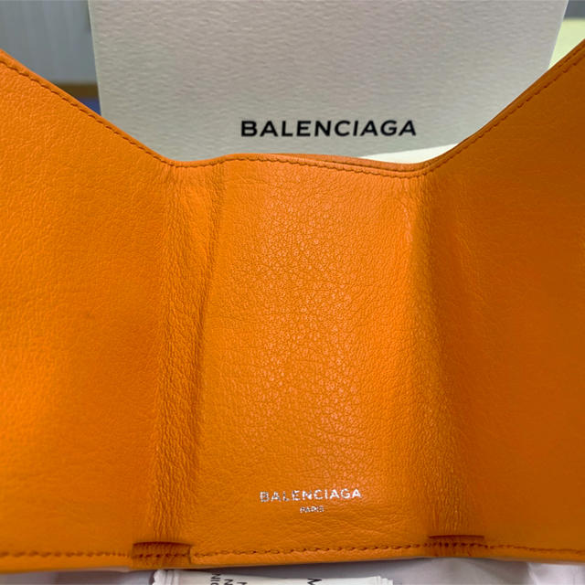 Balenciaga(バレンシアガ)の【正規品】バレンシアガ　三つ折り財布　 ペーパー ミニウォレット　旧ロゴオレンジ レディースのファッション小物(財布)の商品写真