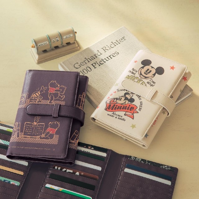 くまのプーさん(クマノプーサン)のくまのプーさん　カードケース　42枚収納！！ レディースのファッション小物(パスケース/IDカードホルダー)の商品写真