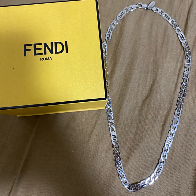 FENDI - FENDI ネックレスの通販 by さばつっつ's shop｜フェンディ ...