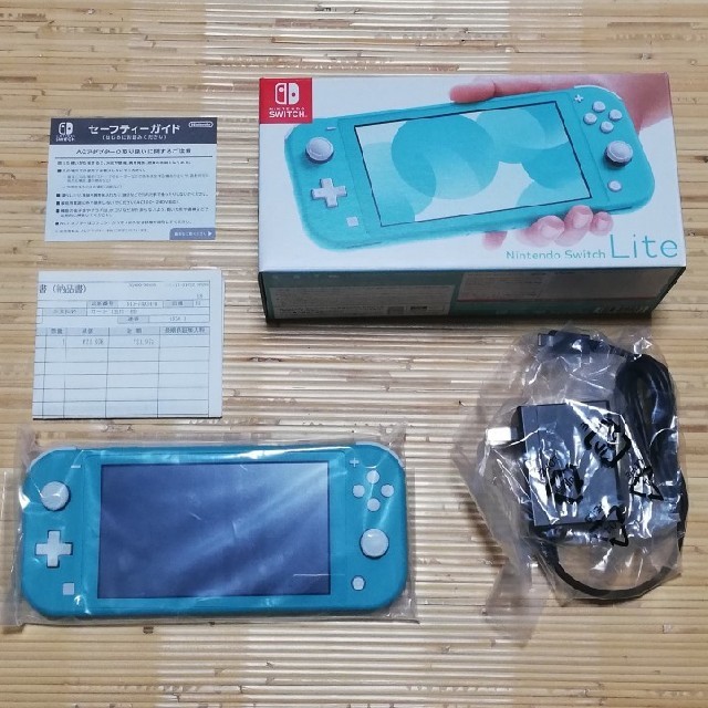 美品 ニンテンドー スイッチ ライト Switch Lite 本体 ターコイズ