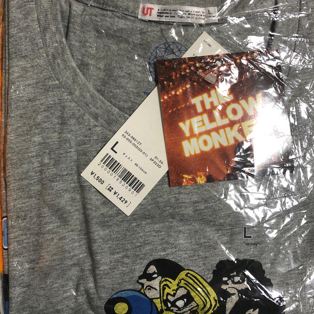 UNIQLO(ユニクロ)のTHE YELLOW MONKEY Tシャツ エンタメ/ホビーのタレントグッズ(ミュージシャン)の商品写真