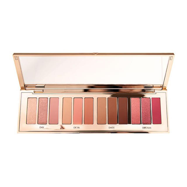 Charlotte Tilbury アイシャドウ　パレードpillow talk