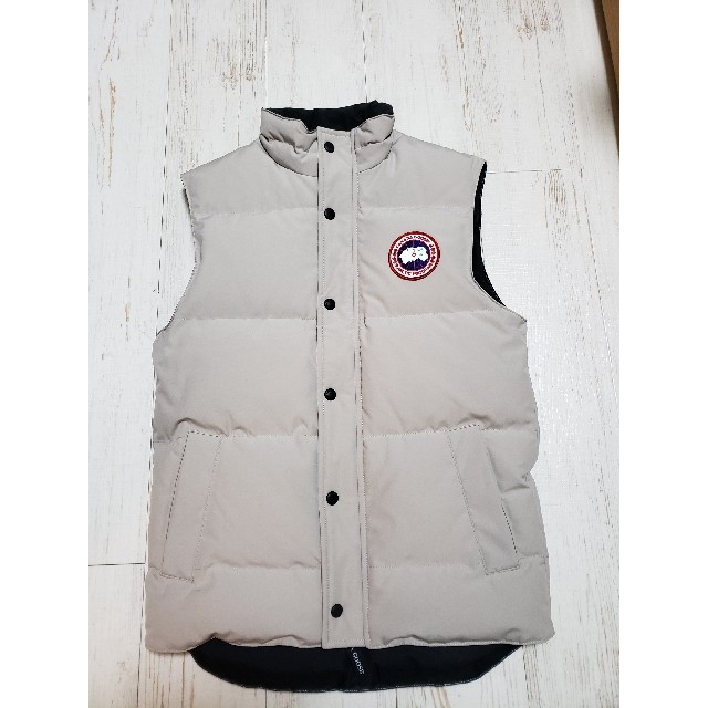 CANADA GOOSE(カナダグース)のカナダグース　ギャルソンベスト！ メンズのジャケット/アウター(ダウンベスト)の商品写真