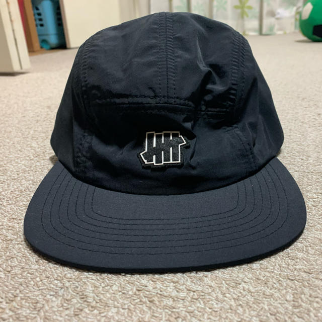 UNDEFEATED(アンディフィーテッド)のUNDEFEATED キャップ メンズの帽子(キャップ)の商品写真