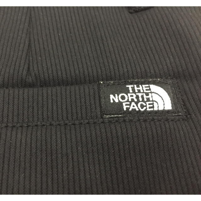 THE NORTH FACE(ザノースフェイス)のTHA NORTH FACE 黒スカート レディースのスカート(ミニスカート)の商品写真