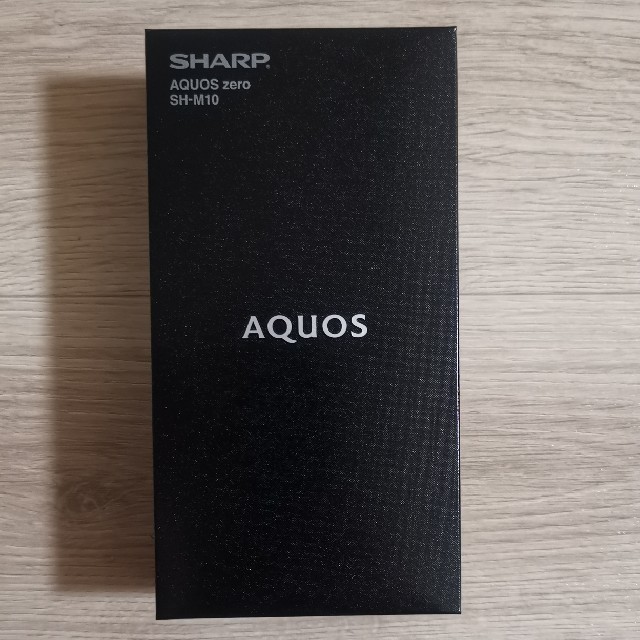 AQUOS(アクオス)の新品未使用 AQUOS zero SH-M10 アドバンスドブラック スマホ/家電/カメラのスマートフォン/携帯電話(スマートフォン本体)の商品写真