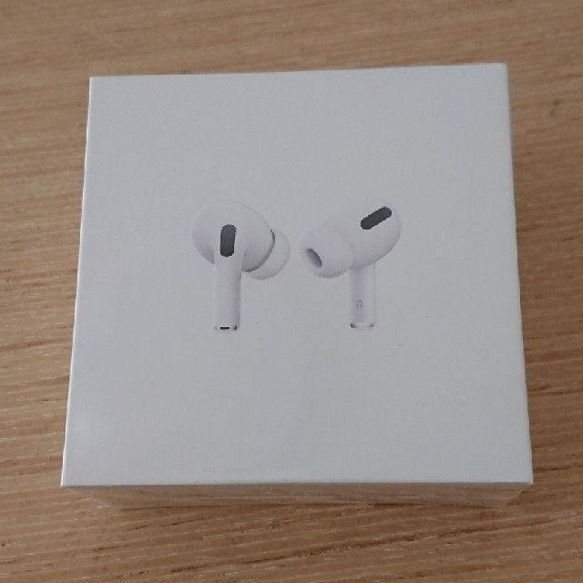 Airpods pro 33個 スマホ/家電/カメラのオーディオ機器(ヘッドフォン/イヤフォン)の商品写真