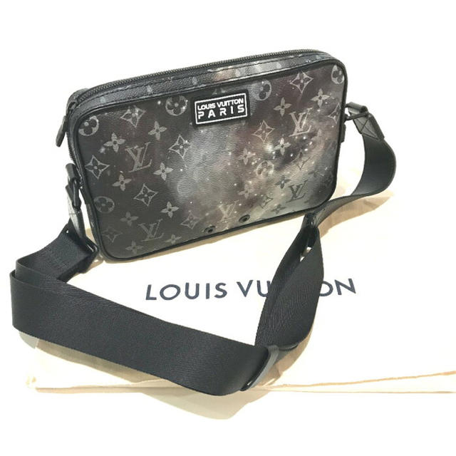 LOUIS VUITTON ルイヴィトン  ギャラクシー　ショルダーバッグ　鞄