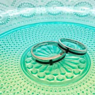 【即日発送  箱つき】2個セット カップル ペアリング シルバーリング 指輪♥(リング(指輪))
