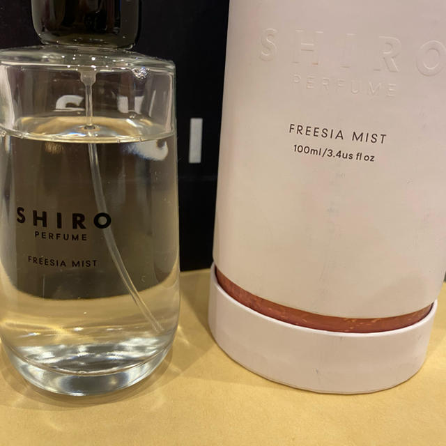 shiro(シロ)のひろぴ様専用 SHIRO 香水 コスメ/美容の香水(香水(女性用))の商品写真