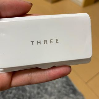 スリー(THREE)のthree プリスティーンコンプレクションパウダーファンデーション(ファンデーション)