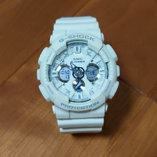 ジーショック(G-SHOCK)のジーショック G-SHOCK 白 腕時計(腕時計(アナログ))