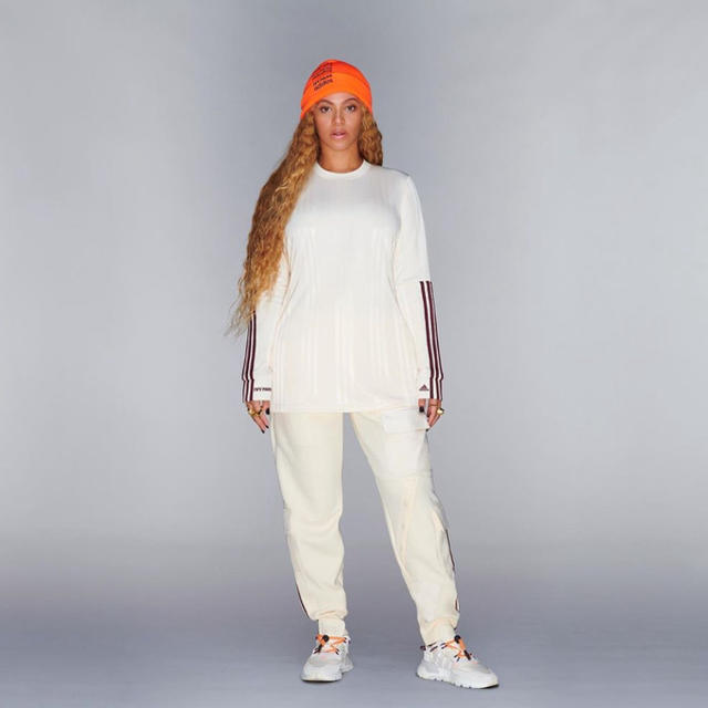 adidas(アディダス)のBeyoncé IVY Park コラボadidasニット帽 レディースの帽子(ニット帽/ビーニー)の商品写真