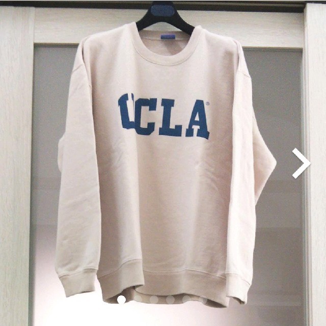 BEAUTY&YOUTH UNITED ARROWS(ビューティアンドユースユナイテッドアローズ)の【UCLA】ワイドシルエットスウェット トレーナー・長袖Tシャツ2点売り レディースのトップス(トレーナー/スウェット)の商品写真