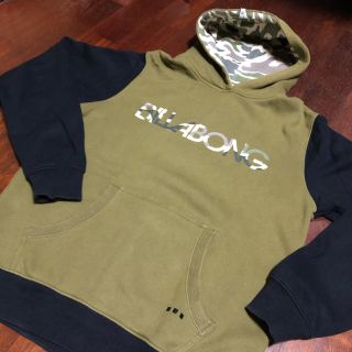 ビラボン(billabong)のbillabong スウェット パーカー　Lサイズ(パーカー)