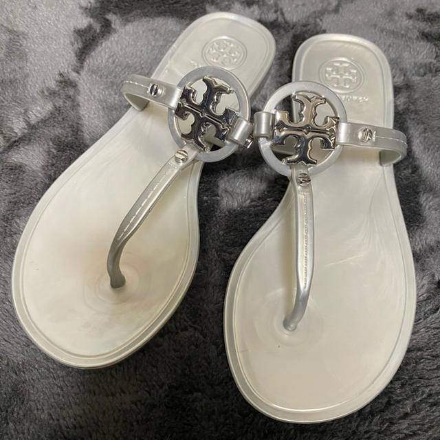 Tory Burch(トリーバーチ)の❣️新品❗️TORY BURCH ビーチサンダル レディースの靴/シューズ(ビーチサンダル)の商品写真