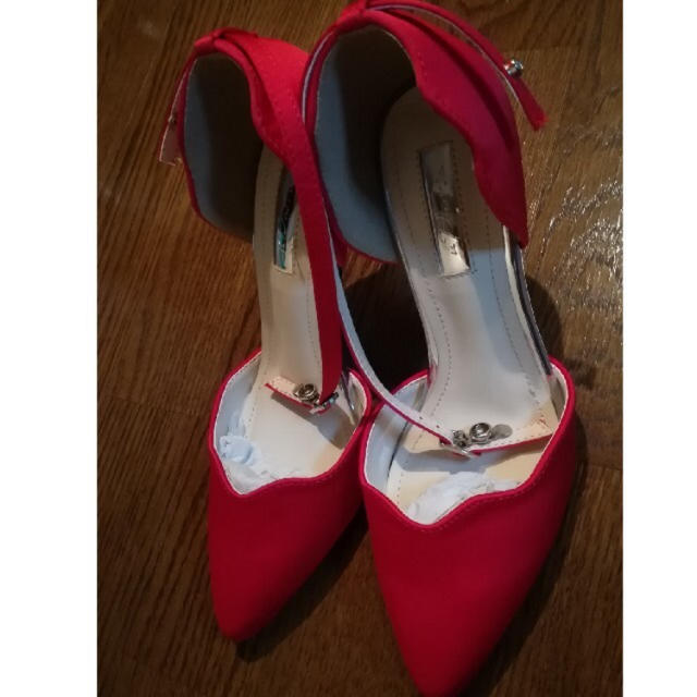 ピンヒール 赤 レディースの靴/シューズ(ハイヒール/パンプス)の商品写真