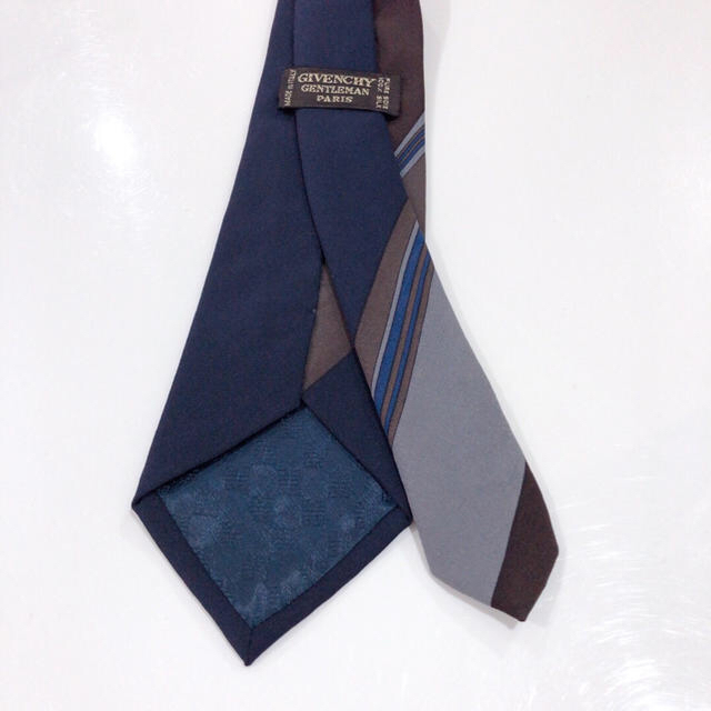 GIVENCHY(ジバンシィ)のジバンシィ ◆ イタリア製 レトロ柄 ネクタイ メンズのファッション小物(ネクタイ)の商品写真