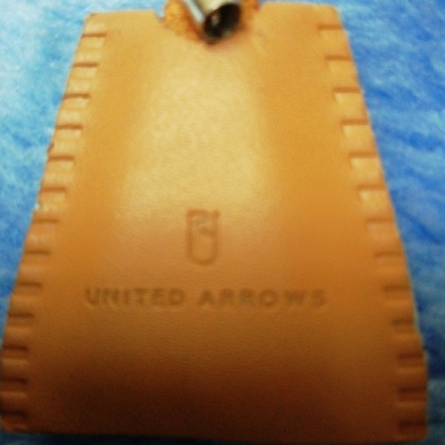 UNITED ARROWS(ユナイテッドアローズ)のUNITEDARROWSレザーチャーム(キーホルダー) レディースのファッション小物(キーホルダー)の商品写真