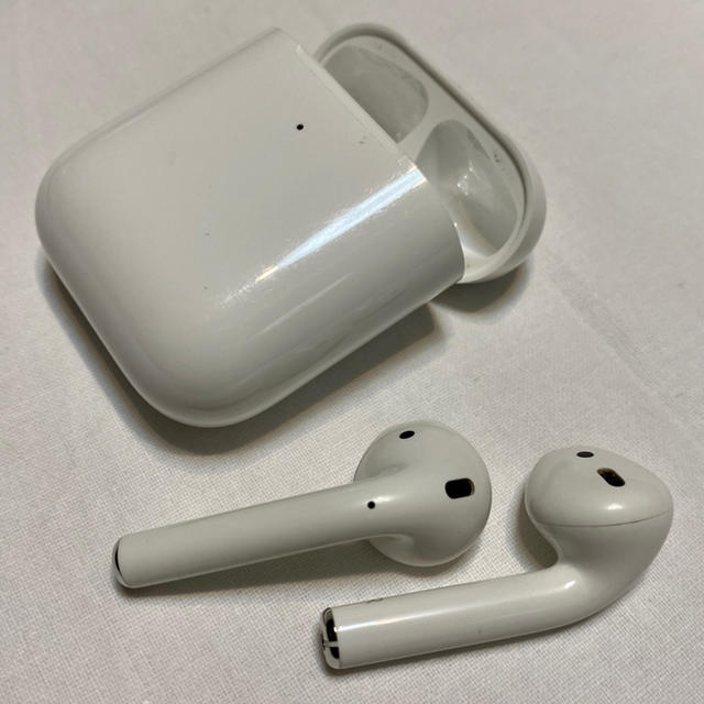 AirPods with Wireless Charging Caseスマホ/家電/カメラ