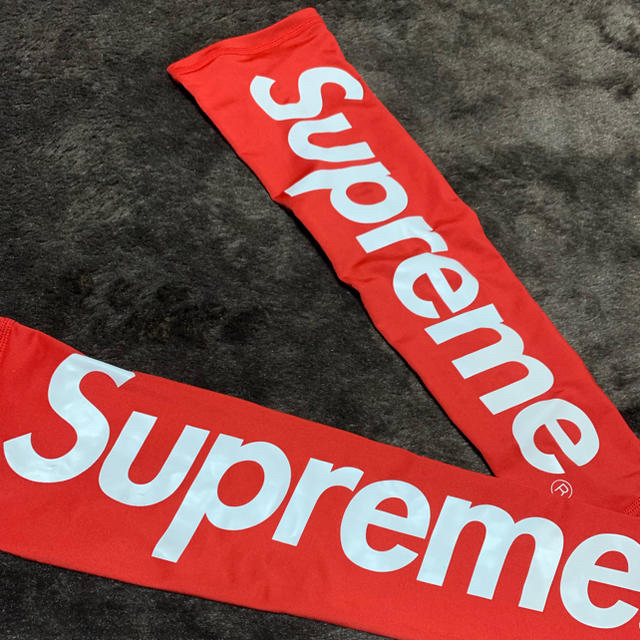 Supreme(シュプリーム)のfree様専用 メンズのファッション小物(その他)の商品写真