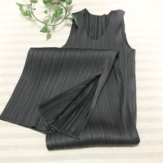 プリーツプリーズイッセイミヤケ(PLEATS PLEASE ISSEY MIYAKE)のme様専用(ロングワンピース/マキシワンピース)