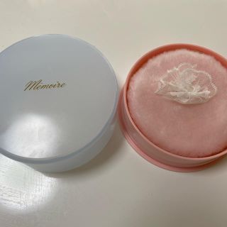 シセイドウ(SHISEIDO (資生堂))の【未使用】メモアール　ファンシーパウダー　110g(ボディパウダー)