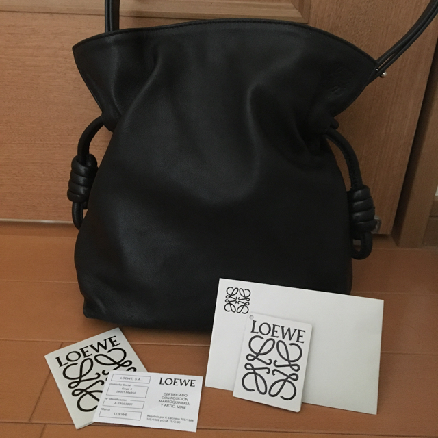 LOEWE(ロエベ)のロエベ フラメンコノット スモール ブラック レディースのバッグ(ショルダーバッグ)の商品写真