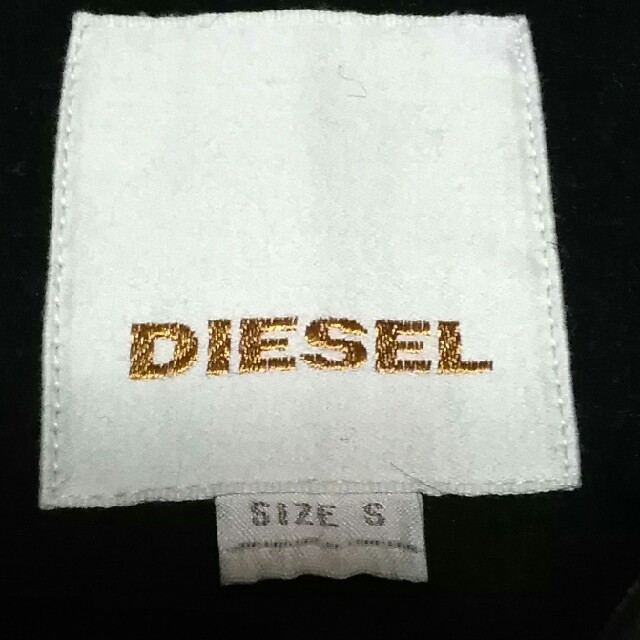 DIESEL(ディーゼル)の美品　ディーゼル　美タイト　高品質極上ウール　フードダッフルコート メンズのジャケット/アウター(ダッフルコート)の商品写真