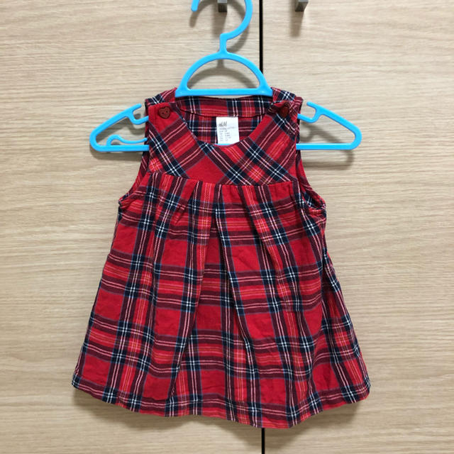 H&M(エイチアンドエム)のなな様専用　赤チェックワンピース キッズ/ベビー/マタニティのベビー服(~85cm)(ワンピース)の商品写真