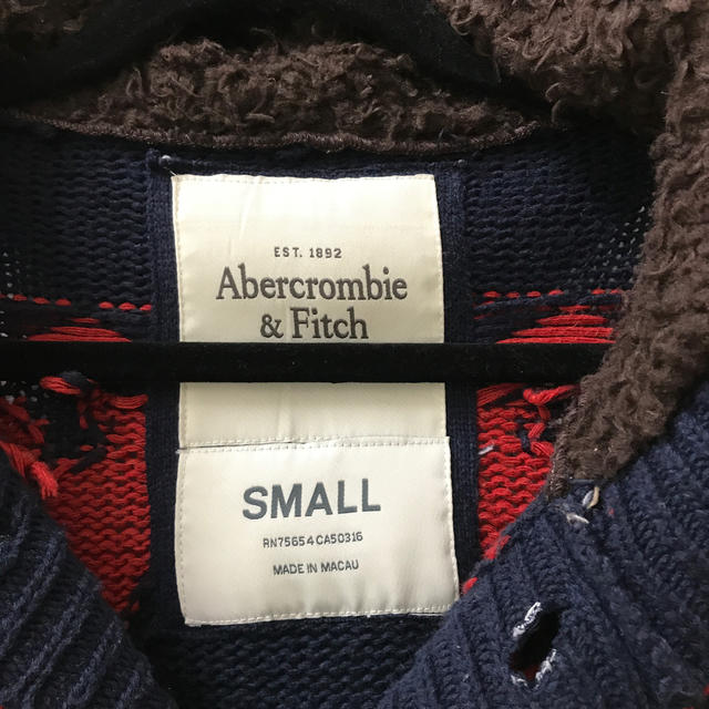 Abercrombie&Fitch(アバクロンビーアンドフィッチ)のアバクロカウチンセーター メンズのトップス(ニット/セーター)の商品写真